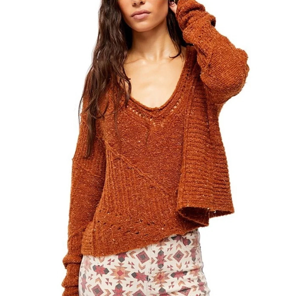 Free People Seashell Myrrh Knit Distressed Cropped Sweater Sz Medium